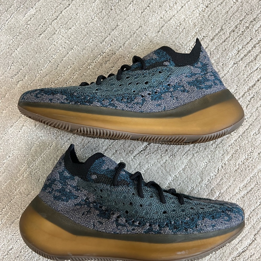 Yeezy Boost 380 - Picture 8 of 8